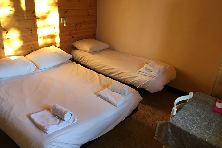Room 10 of 48