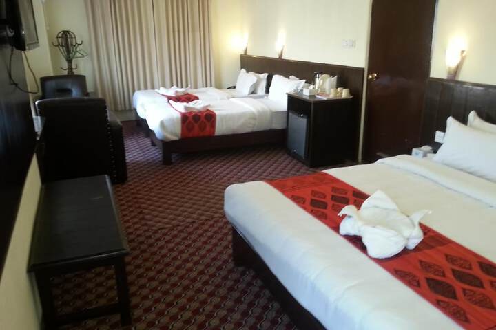 Room 26 of 65