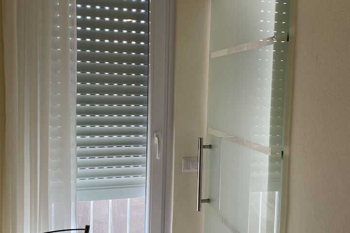 Room 40 of 99