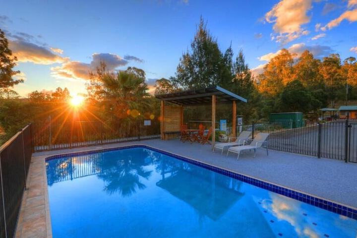 Pool 15 of 18