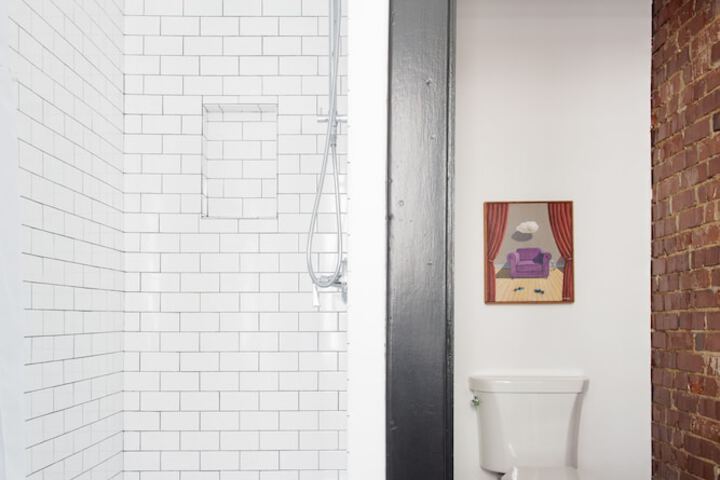 Bathroom shower