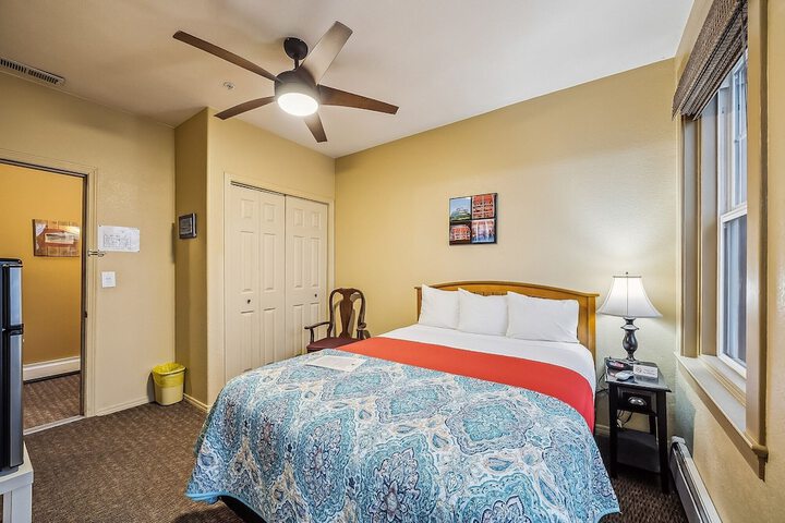Room 58 of 118