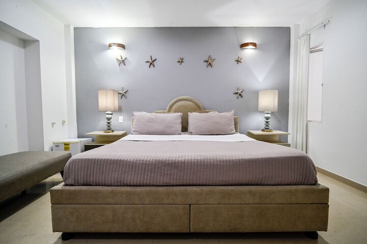 Room 12 of 44