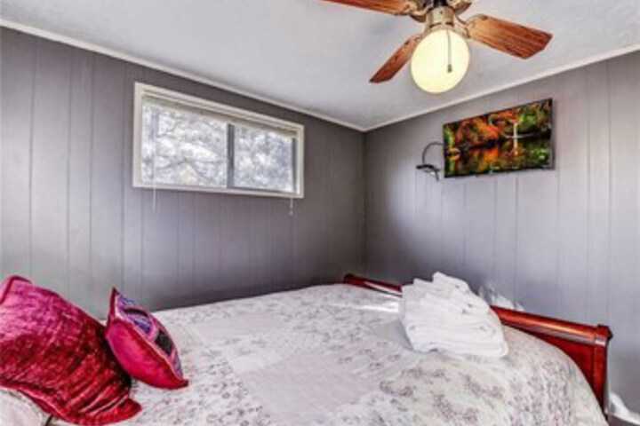Room 43 of 47