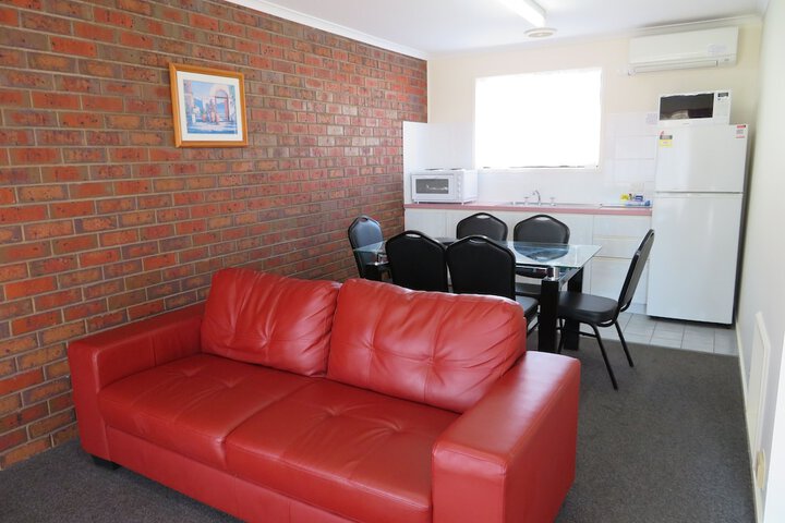 Room 52 of 116