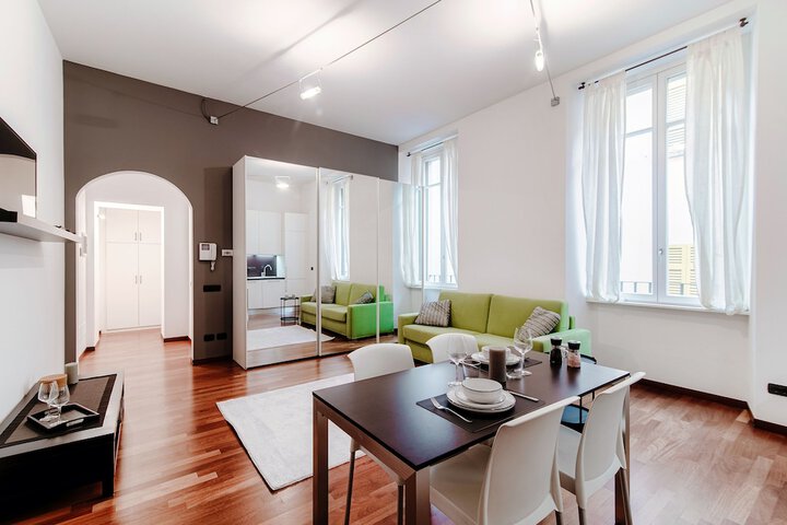 Room 9 of 20