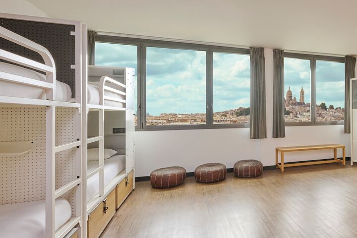 Room 4 of 72