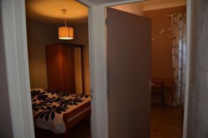 Room 10 of 20