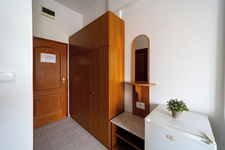 Room 29 of 60