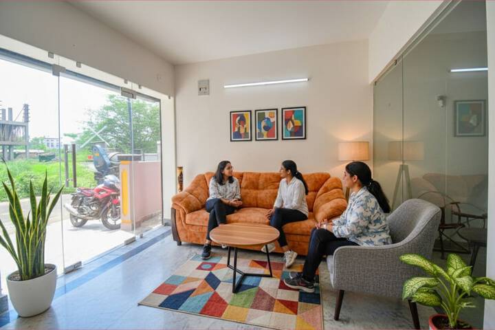 Hotel Interior 15 of 47