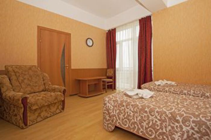 Room 19 of 30
