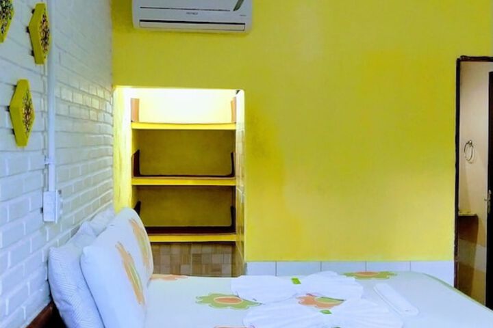 Room 5 of 38