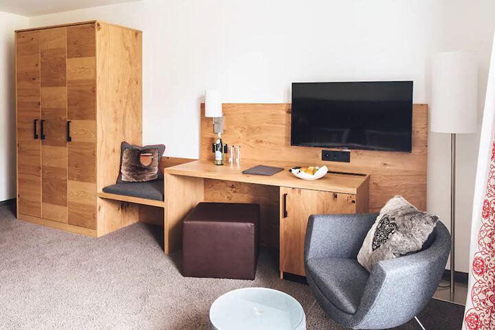 Room 15 of 57