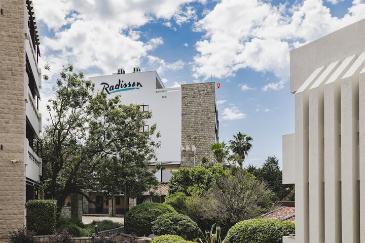 Hotel 199 of 211