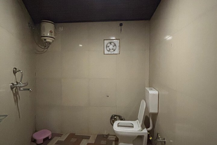 Room 21 of 42