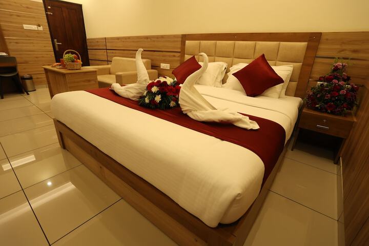 Room 14 of 63
