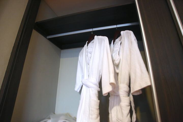Room 103 of 152
