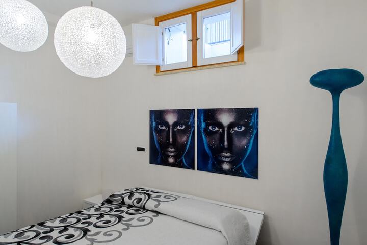 Room 19 of 23