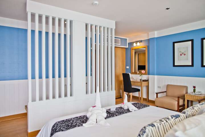 Room 26 of 68