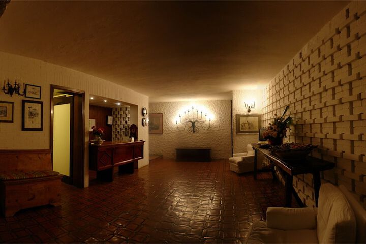 Hotel Interior 4 of 47