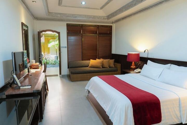 Room 14 of 79