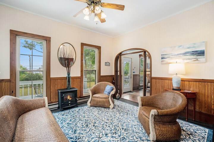 Hotel Interior 2 of 134