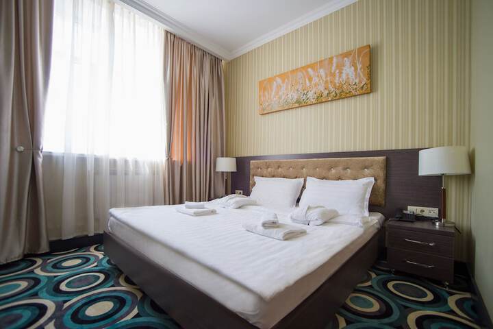 Room 7 of 34