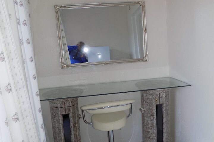 Room 12 of 35