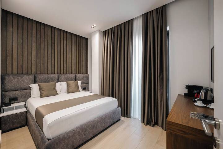 Room 40 of 95