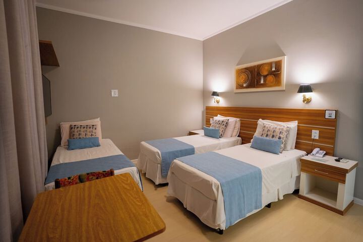 Room 46 of 175