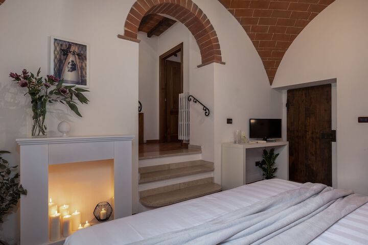 Room 10 of 49