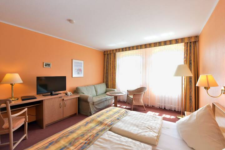Room 30 of 132