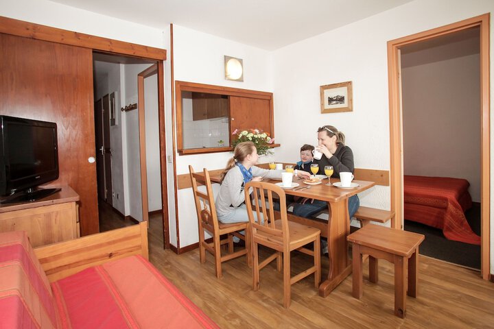 Room 9 of 21
