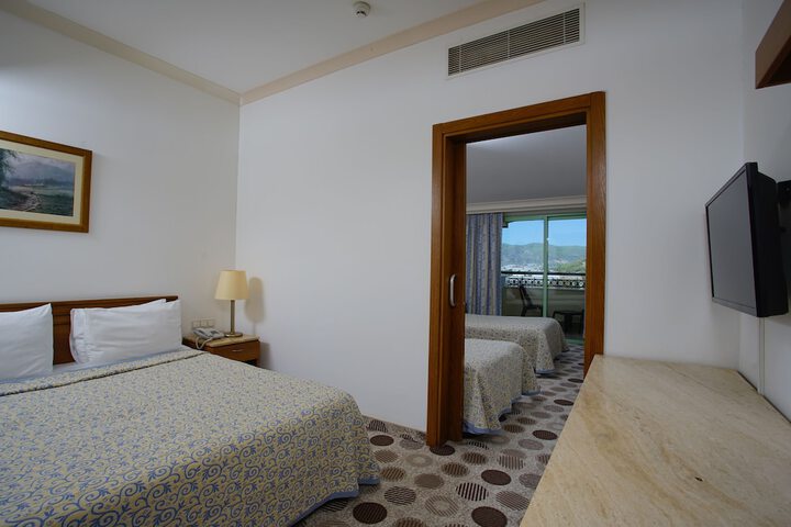Room 21 of 70