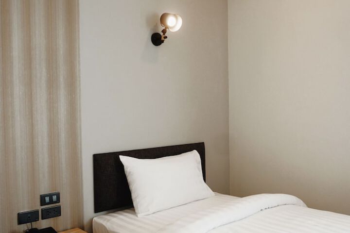 Room 13 of 54
