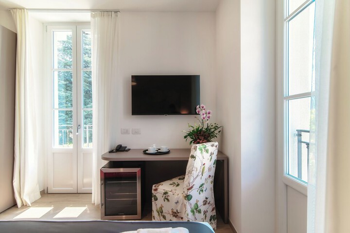 Room 92 of 193