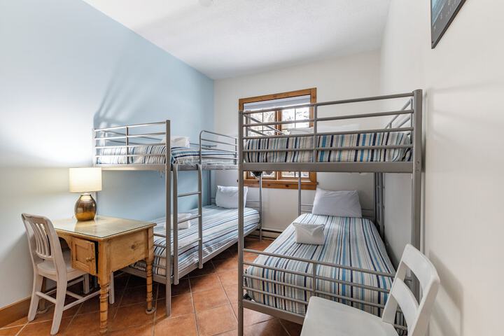 Room 18 of 112
