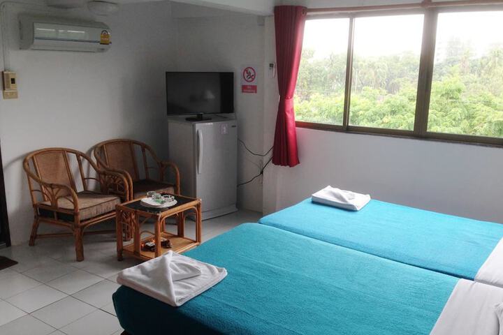 Room 8 of 31