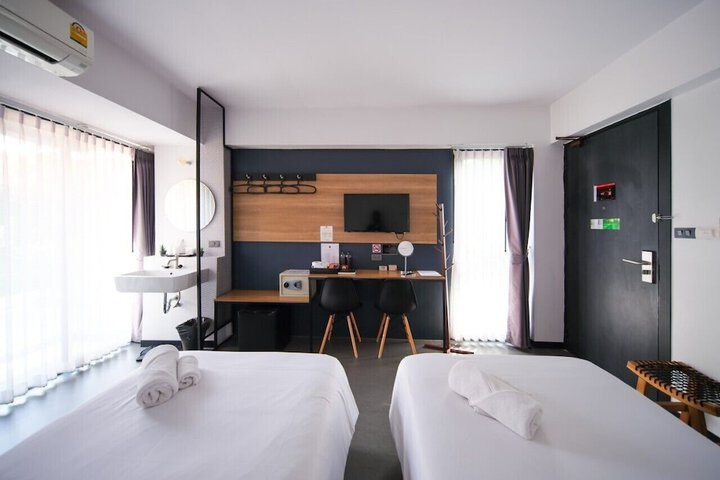 Room 29 of 77