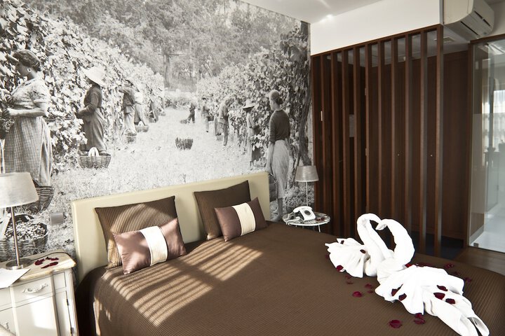 Room 8 of 63