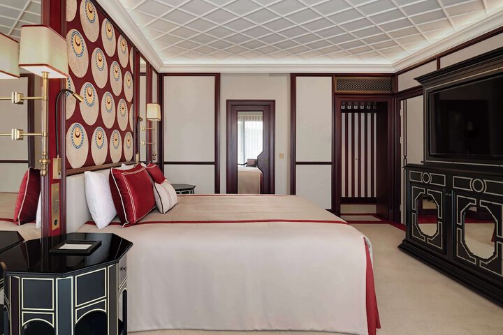 Room 96 of 318