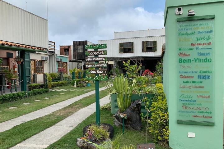 Hotel Entry