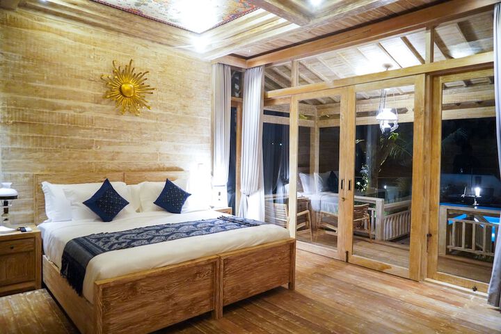 Room 30 of 130
