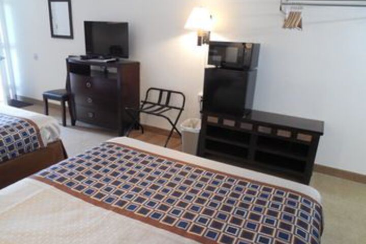 Room 43 of 98