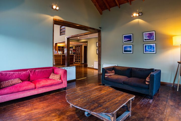 Entrance & Lobby