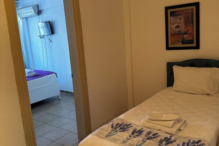 Room 15 of 44