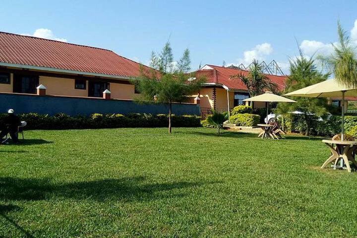 Home Park Motel