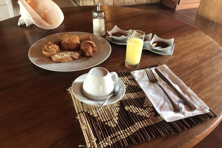 Breakfast/Coffee Service 11 of 18