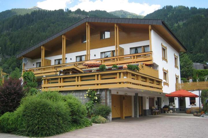 Property image 3