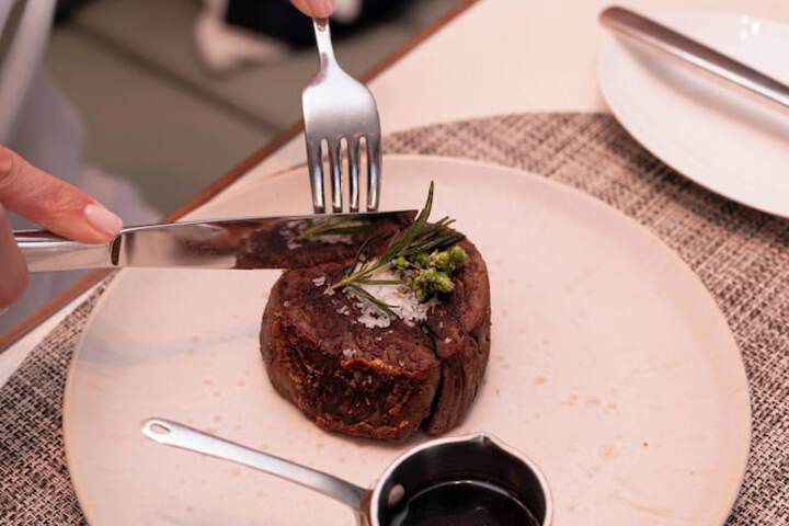 Dining 82 of 124